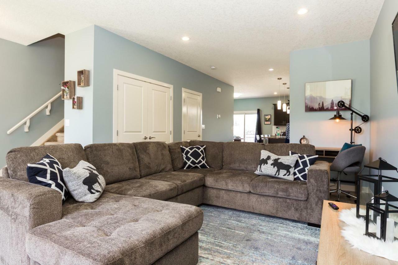 Mountain House * Edmonton